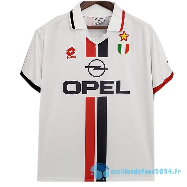 Nouveau Exterieur Maillot AC Milan Retro 1995 1997 Blanc