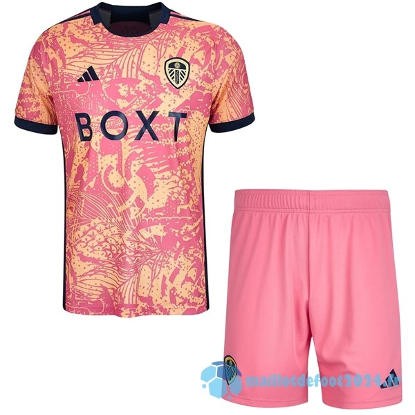 Nouveau Third Maillot Conjunto De Homme Leeds United 2023 2024 Rose