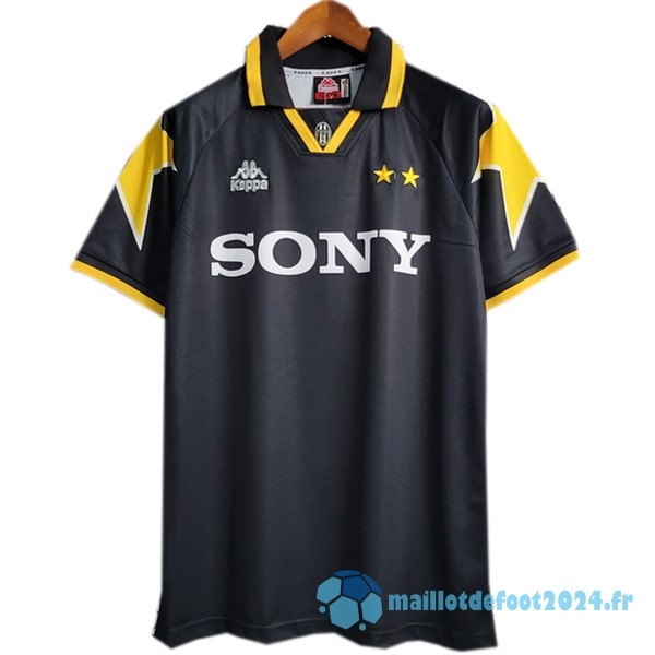 Nouveau Third Maillot Juventus Retro 1995 1996 Noir